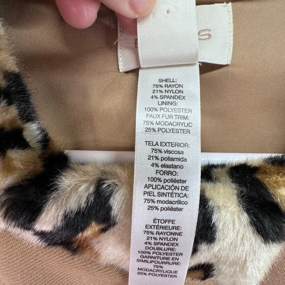 Chicos Jacket Womens Small Tan Brown Faux Fur Collar Large Buttons 3/4 Sleeves - Picture 5 of 9